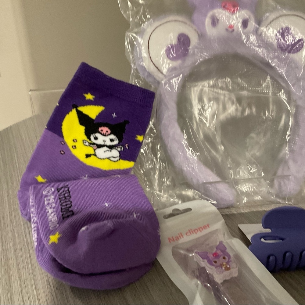 Kuromi 7 piece Bundle - Picture 2 of 7
